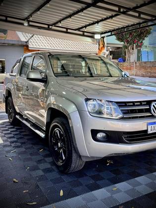 VOLKSWAGEN AMAROK 2.0 TRENDLINE 4X4 CD 16V TURBO INTERCOOLER DIESEL 4P AUTOMÁTICO VOLKSWAGEN AMAROK 2.0 TRENDLINE 4X4 CD 16V TURBO INTERCOOLER DIESEL 4P AUTOMÁTICO